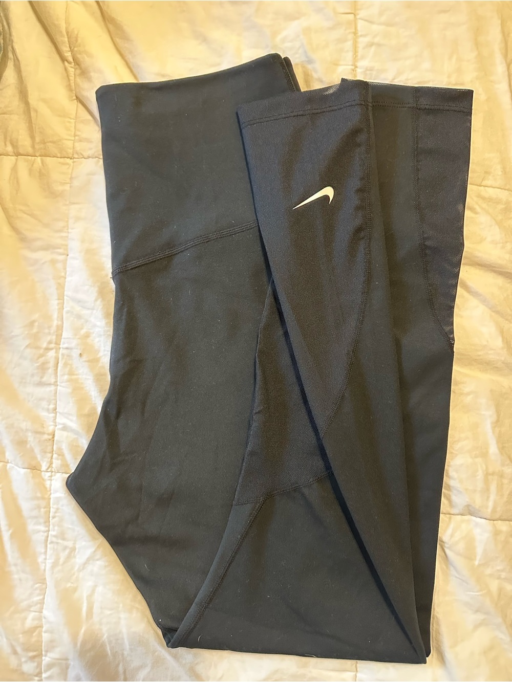 Nike Black Dri-FIT Performance leggings with White Swoosh Size Medium Never Worn
